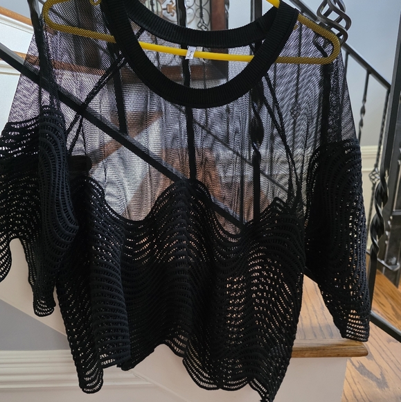 Mirror Image Black Sheer Knit Top NWOT - Picture 1 of 3